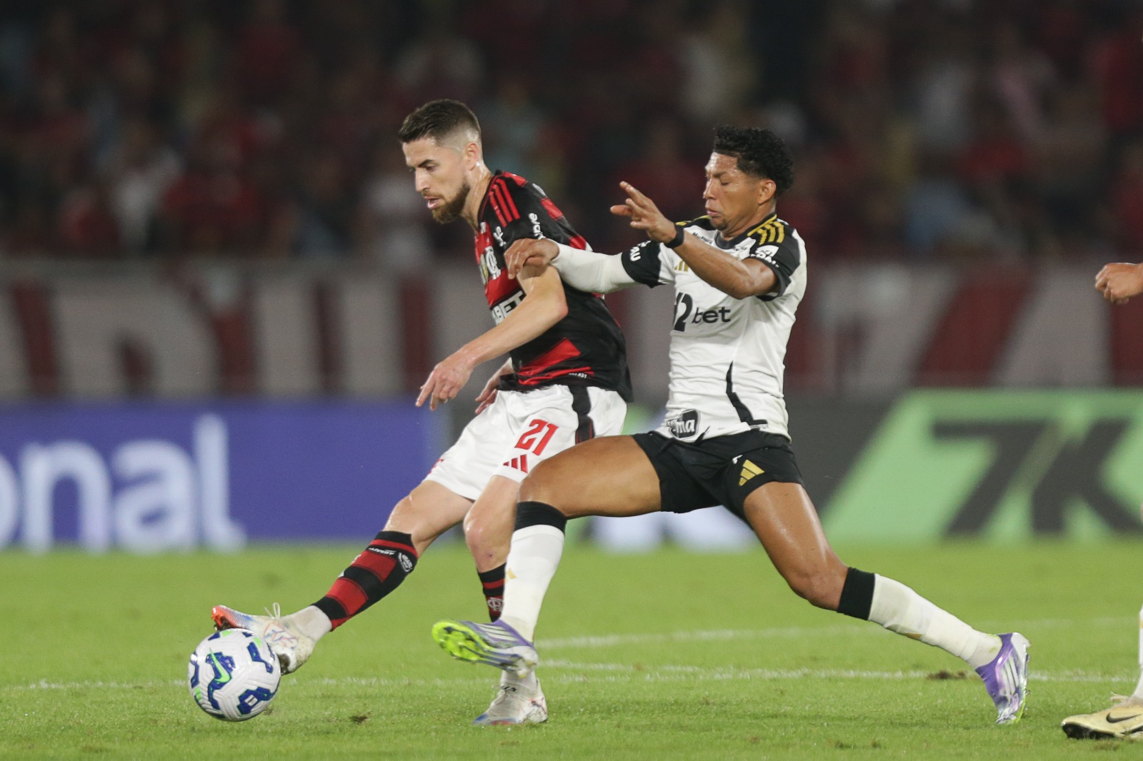 Flamengo é favorito no jogo de ida da Copa do Brasil contra Atlético-MG