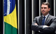 Flávio Bolsonaro é contra PL dos jogos, mas frequenta cassinos nos EUA