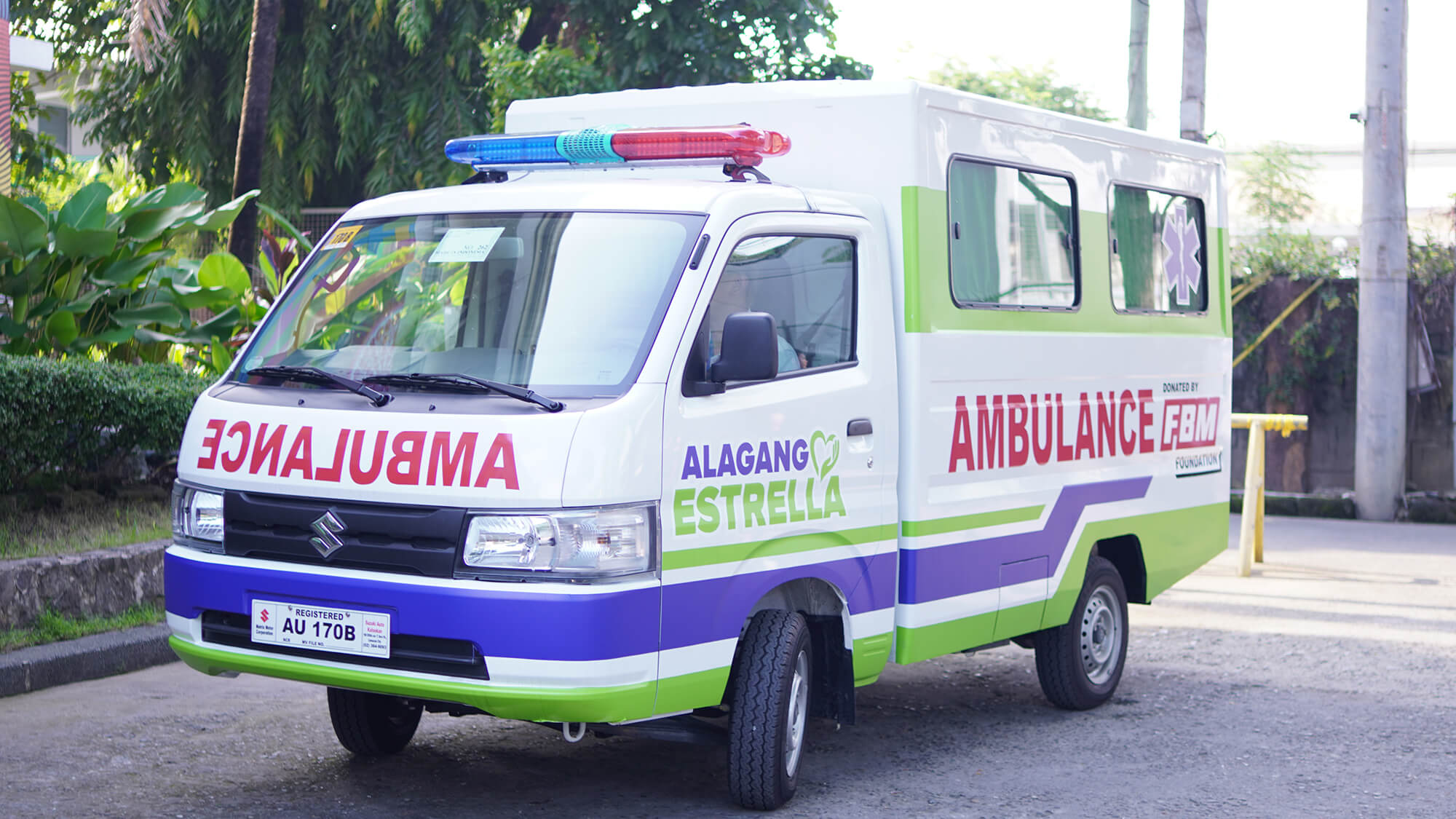 Fundação FBM doa uma ambulância para melhorar a acessibilidade à saúde no Centro de Hemodiálise da Cidade de Baliwag