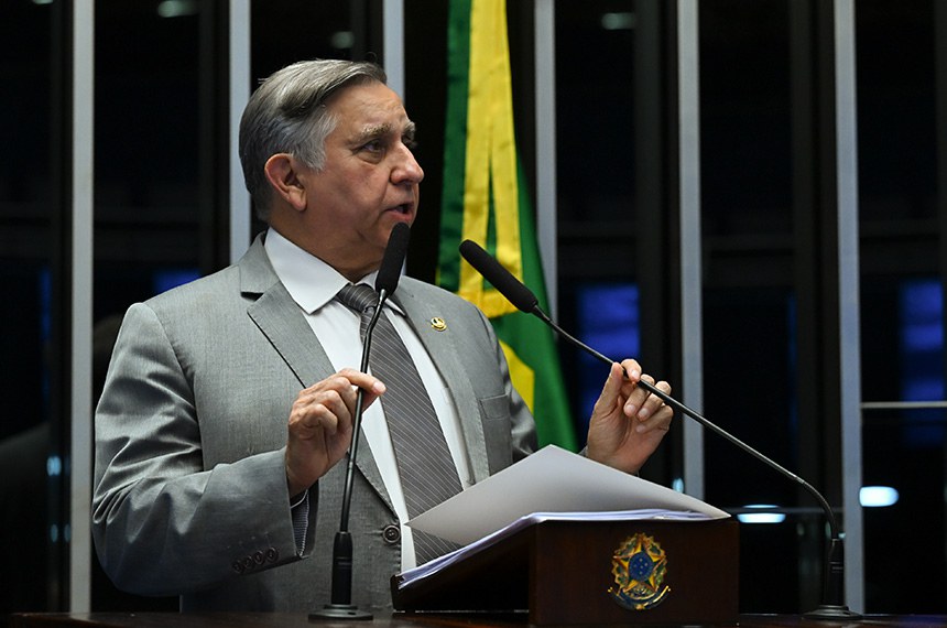 Izalci Lucas critica MP que amplia tributação sobre fundos e apostas on-line