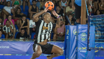 Recheado de ex-estrelas do futebol, Liga Nacional de Futevôlei começa nesta sexta-feira (1º), no Rio de Janeiro