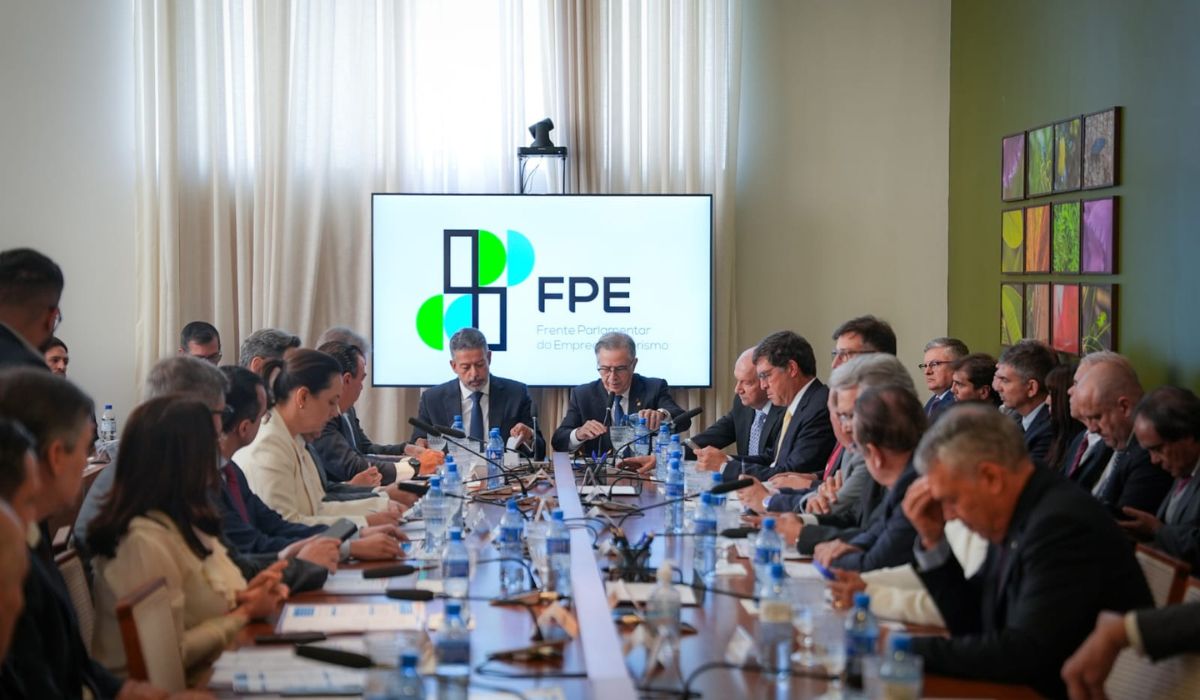 Arthur Lira defende tributar as bets ilegais para compensar IR até R$ 5 mil 1