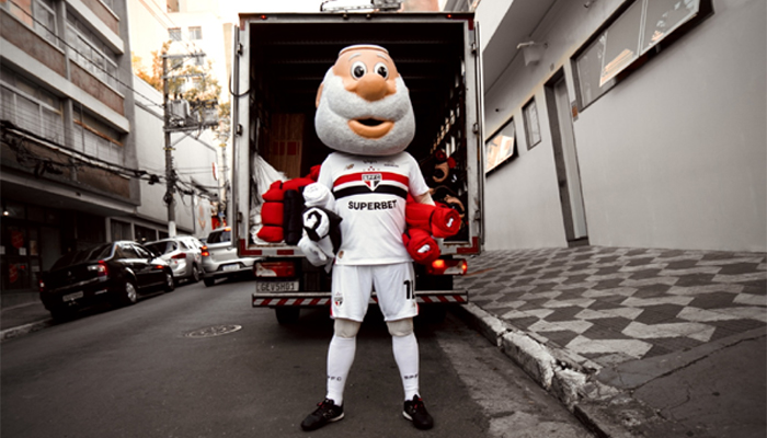 São Paulo FC, Superbet e Exército da Salvação se unem para doar mais de 2.000 sacos de dormir nas ruas de São Paulo 2