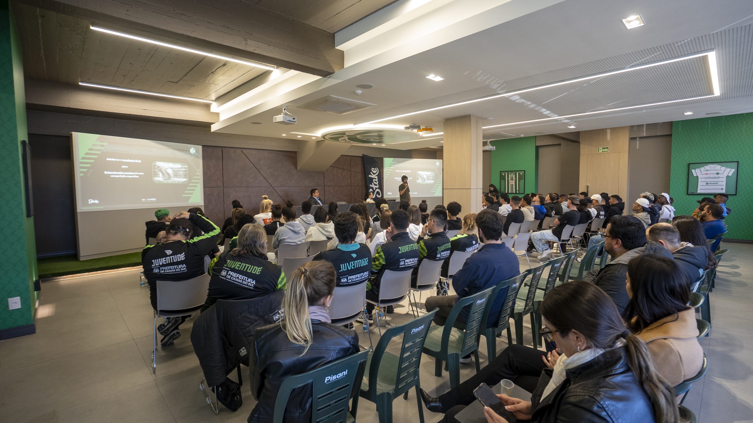 Stake Brasil e Juventude promovem workshop sobre integridade no esporte em parceria com a Sportradar 1