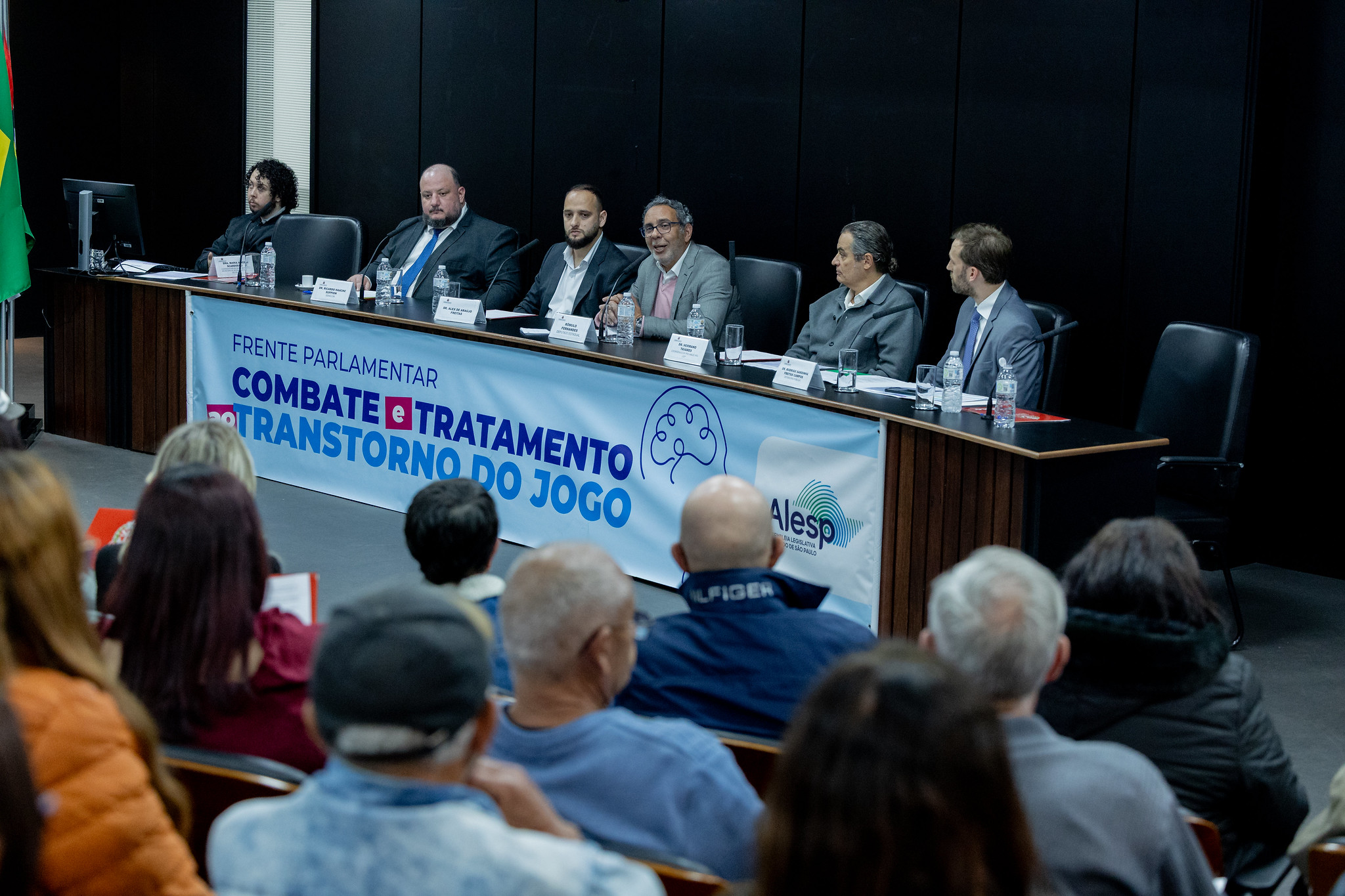 Frente Parlamentar aprofunda debate sobre vício em jogos de azar e apostas online