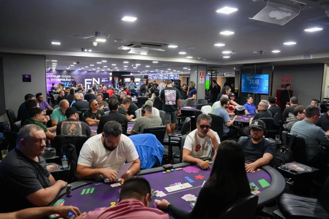 Principais torneios do H2 Sports Bar & Poker terão cobertura escrita ao vivo com mão-a-mão das principais jogadas