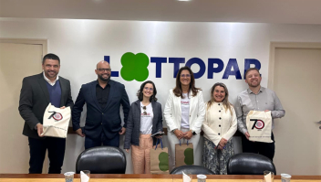 Representantes da Lotep conhecem ações da Lottopar para jogo responsável