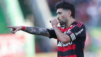 Vitória do Estudiantes contra o Flamengo paga, em média, até nove vezes mais nas casas de apostas do que triunfo rubro-negro