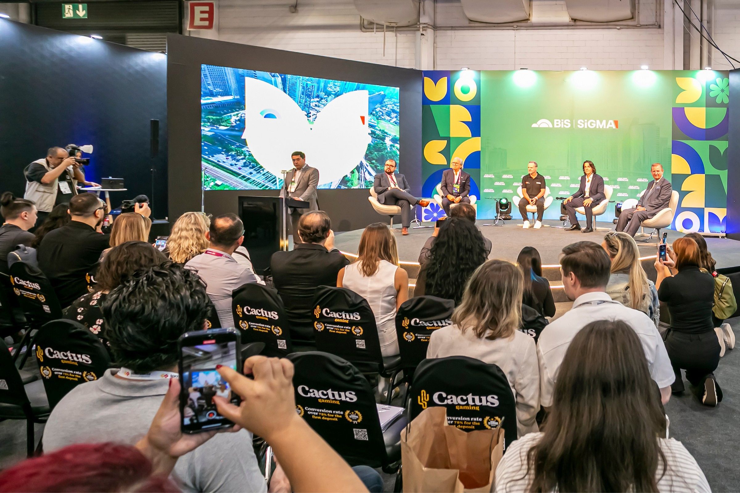 BiS Brasília apresenta programação de painéis e debates sobre o futuro dos jogos e das apostas no Brasil