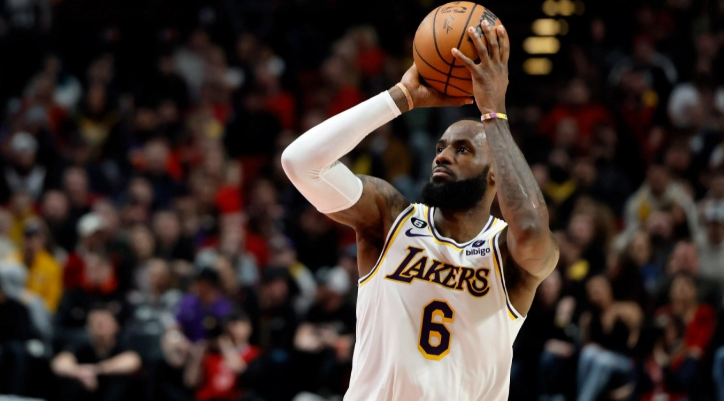 Começa a temporada 25/26 da NBA. Saiba quem são os favoritos ao título
