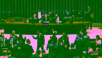Rejeição da MP que taxaria bets provoca onda de protestos online contra o Congresso
