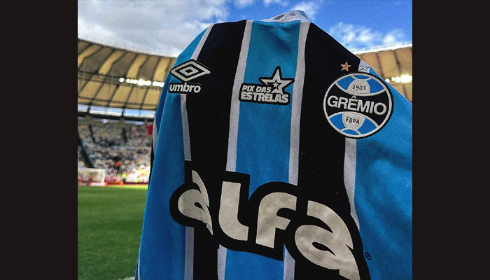 Títulos de capitalização invadem futebol com sorteios ‘piores que bet’ e cativam torcedores