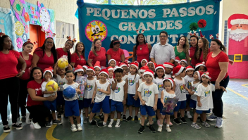Natal leva afeto, cuidado e esperança ao Espaço de Educação Infantil da Vila do João