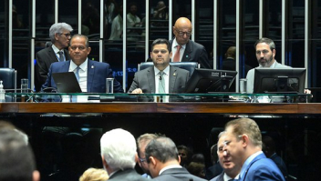 Senado aprova redução de incentivos fiscais e maior tributação para bets e fintechs