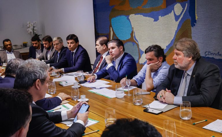 Votação da PEC da Segurança Pública e do projeto antifacção fica para 2026