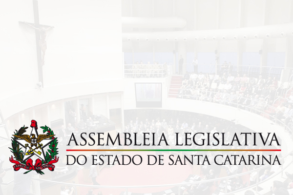 Plenário da ALESC aprova propostas para conscientização de estudantes sobre apostas, IA e cidadania