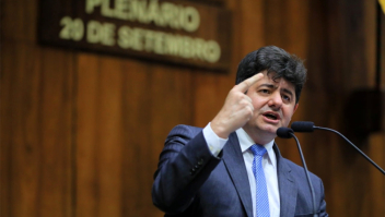 Assembleia do Rio Grande do Sul adia votação de projeto que restringe publicidade de apostas
