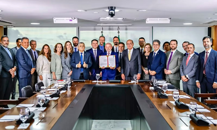 Banco Central e Fazenda ganham poder para bloquear contas e Pix ligados a apostas ilegais