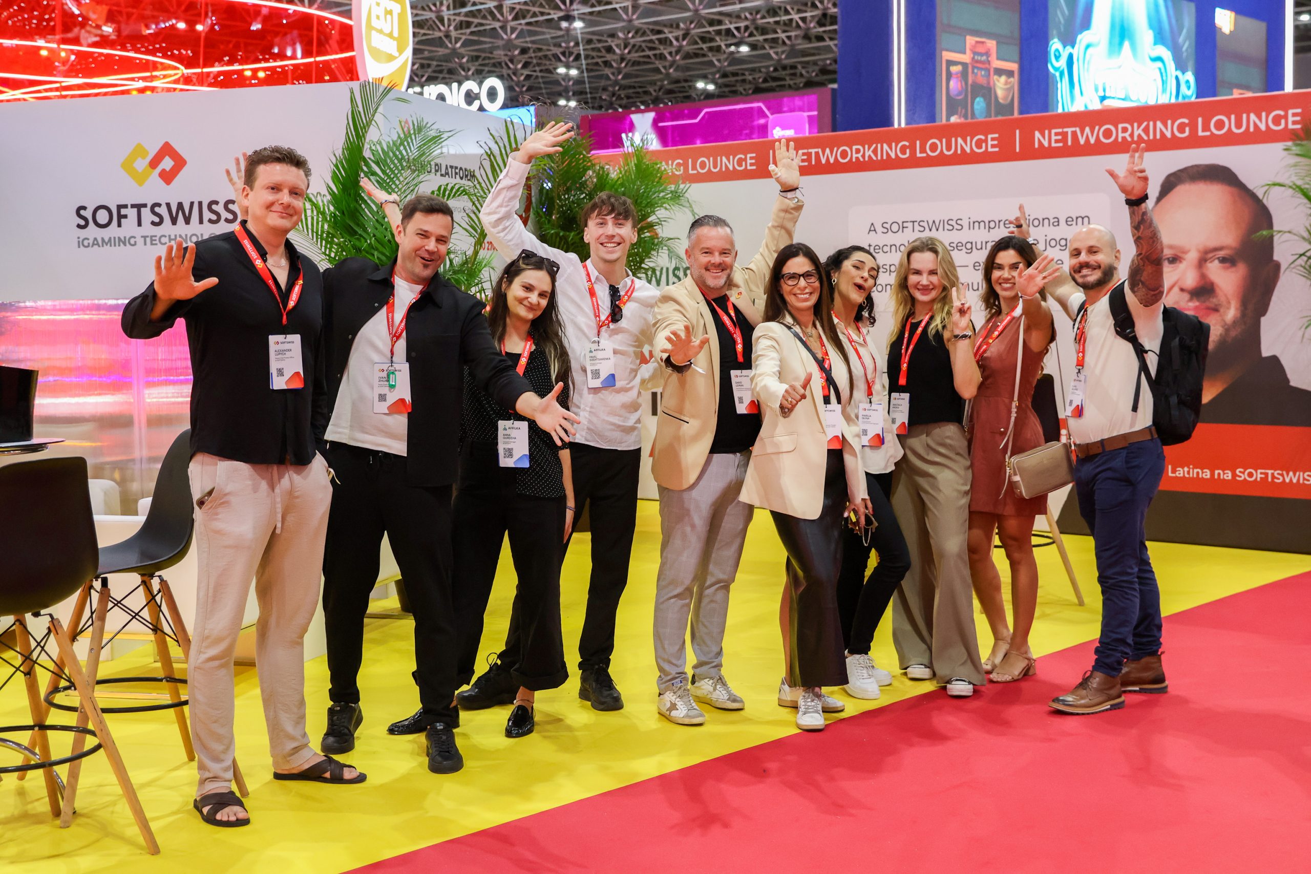 SOFTSWISS fortalece presença na América Latina e na África em grandes eventos da indústria