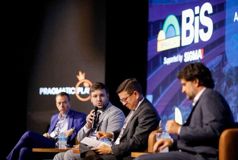 Poder360 terá estúdio de videocast no BiS SiGMA South America 2026 para debater bets e IGaming