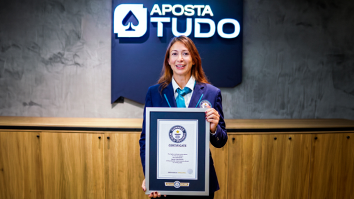 APOSTA TUDO entra para o GUINNESS WORLD RECORDS™ com o jogo de aposta mais alto em um balão de ar quente