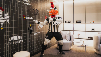 Galo inaugura novo estúdio multimídia na Arena MRV