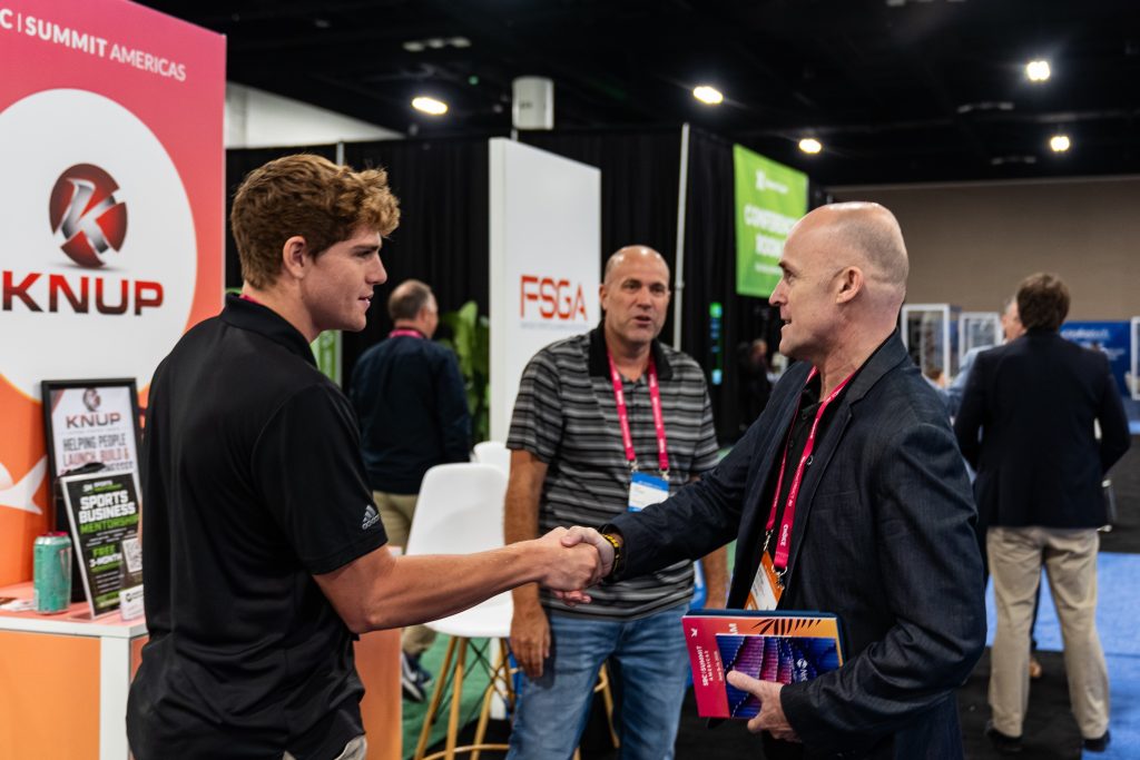 Novos formatos de networking e debates sobre o mercado de previsões roubaram a cena no SBC Summit Americas 2026 1
