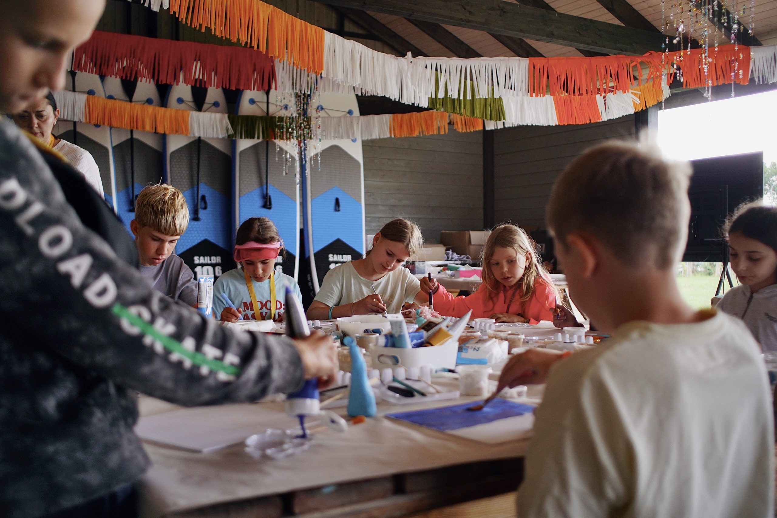 SOFTSWISS promove acampamento infantil internacional para filhos de colaboradores