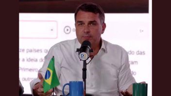 Flávio rebate defesa de Lula de ‘fim das bets’ e diz que presidente é culpado pelo endividamento: ‘Deixou correr frouxo’