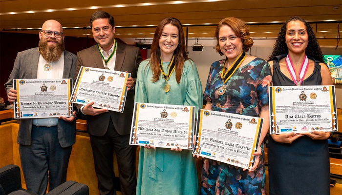 Representantes das Associações do Setor de Apostas Recebem Homenagem no Congresso Nacional