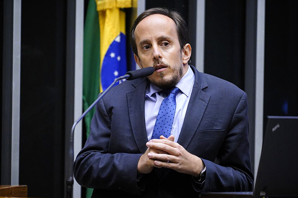 Brazil’s MP das Bets puts R$ 2.55 billion in licenses and R$ 6.8 billion in tax revenue at risk