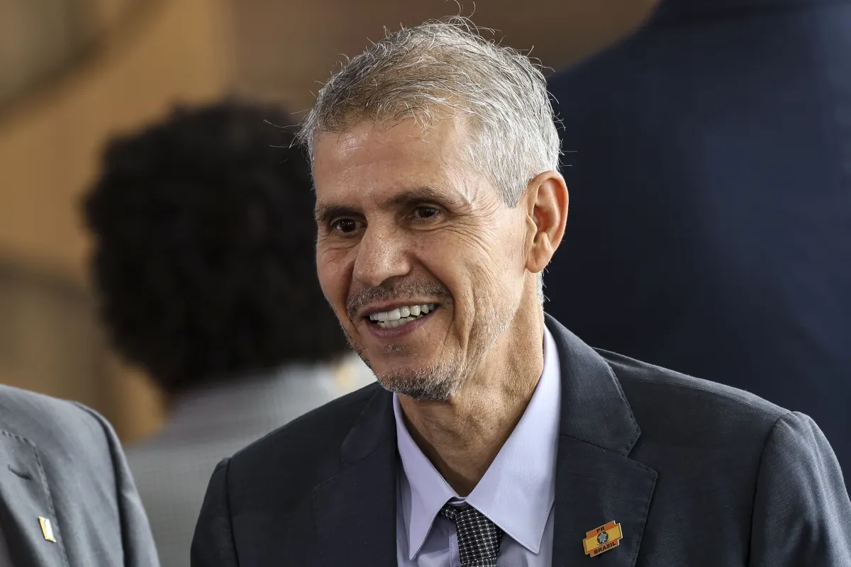Sidônio diz que “tava certo” sobre as bets, mas Lula agradeceu a outros pela virada
